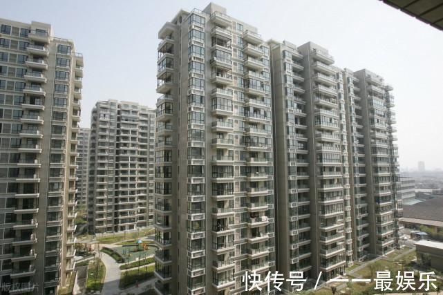 过户|房产证到手房子就是你的吗?原来拥有房产证不代表你是房子授权人