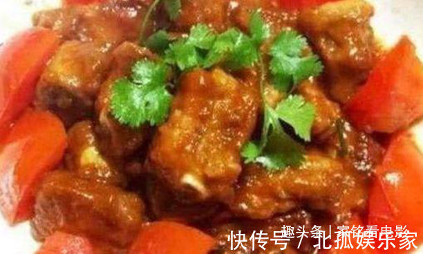 番茄焖排骨|美食推荐油豆腐炒辣椒、番茄焖排骨、青椒木耳肉丝、土豆酱鸡块