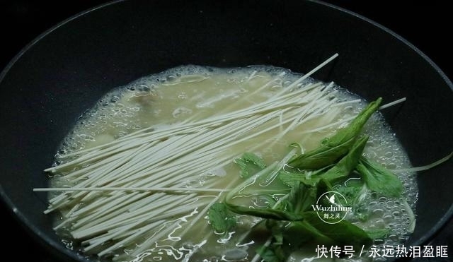 营养|煮面时多加一种食材，营养又好消化，孩子有食欲，妈妈也安心