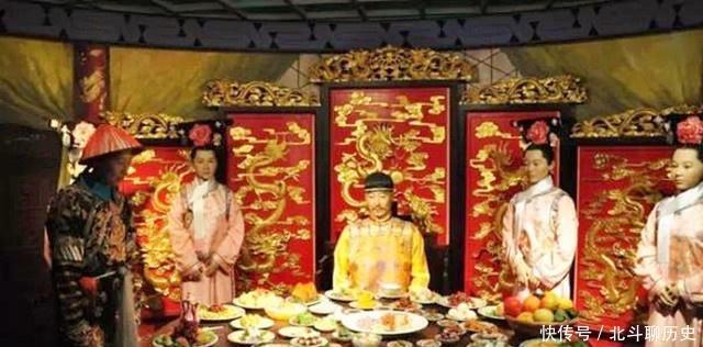 吃不完|古代皇帝吃饭有上百种菜，皇帝肯定吃不完，这些菜最后哪去了