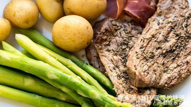 菜场里看到这肉就想买!比牛羊肉便宜多了,嫩