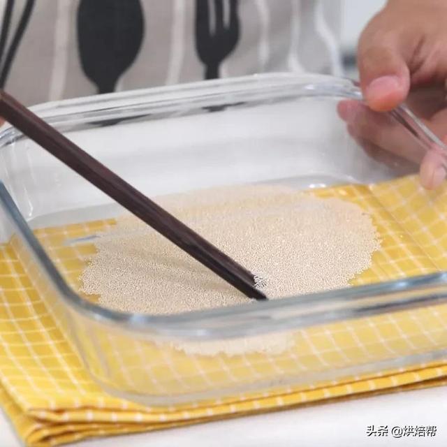 3年都没发出来的压箱底方子！不用揉面，比面包店的更蓬松有弹性