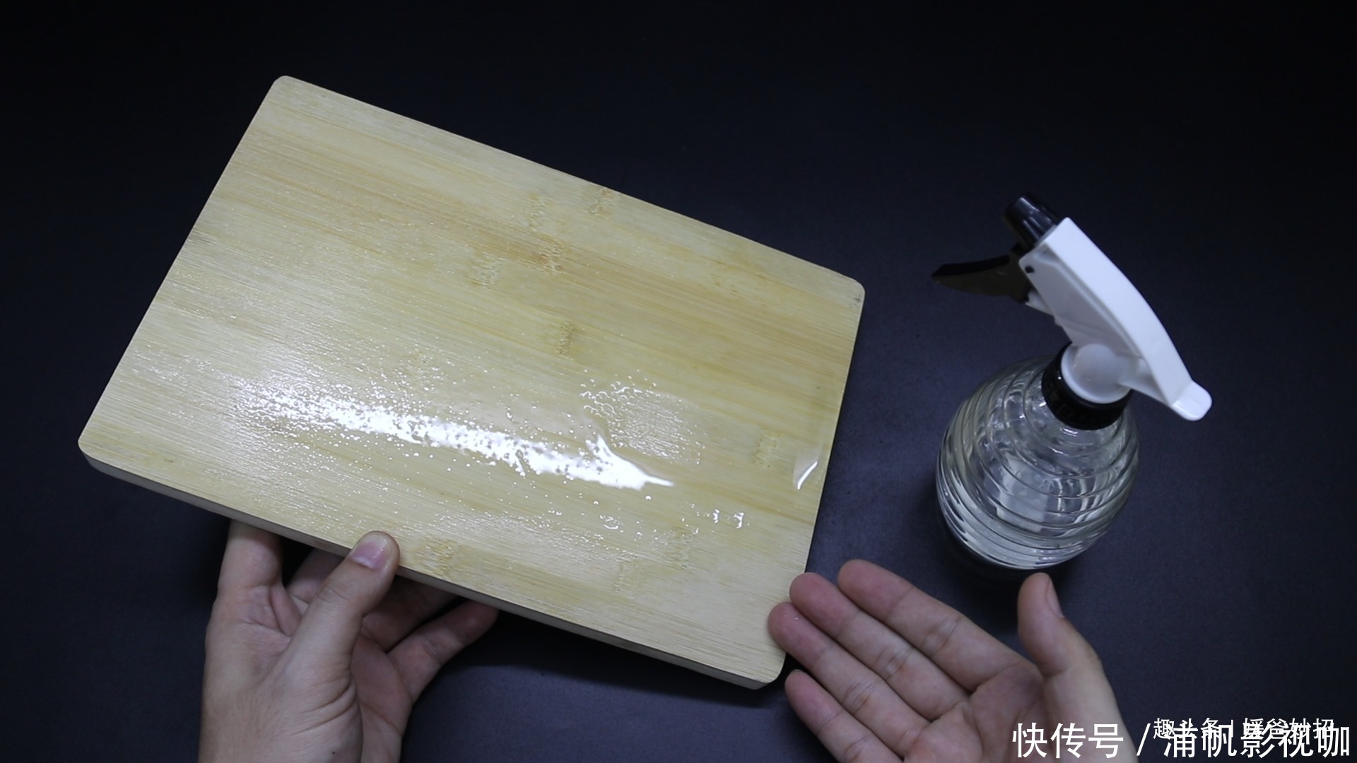 脚臭|你家里有5元一瓶的白醋吗它的作用可真不少，看看
