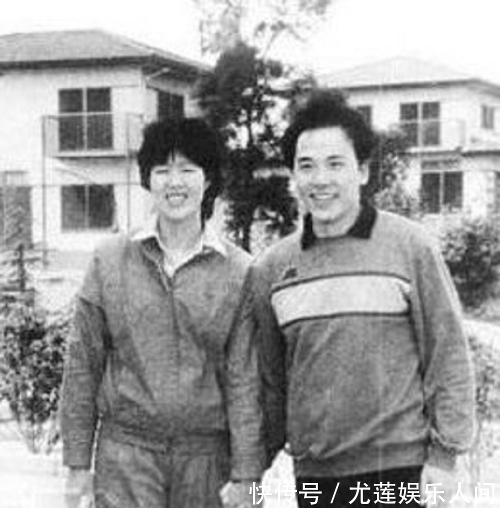 姑娘们|东京奥运会后,国外排球队重金邀请郎平执教,郎平的回答让人泪目