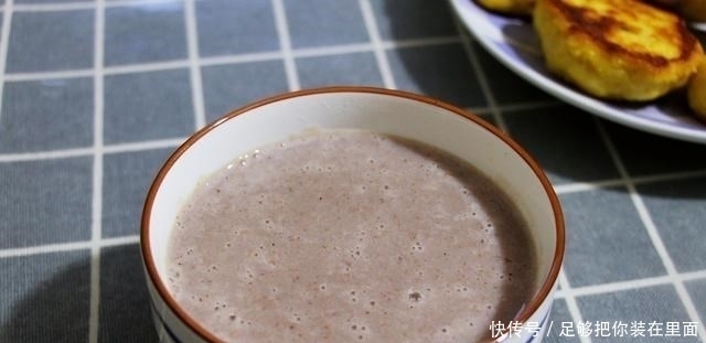 开学了,营养早餐做起来,7点准时开饭,满足全家口味,吃着舒服