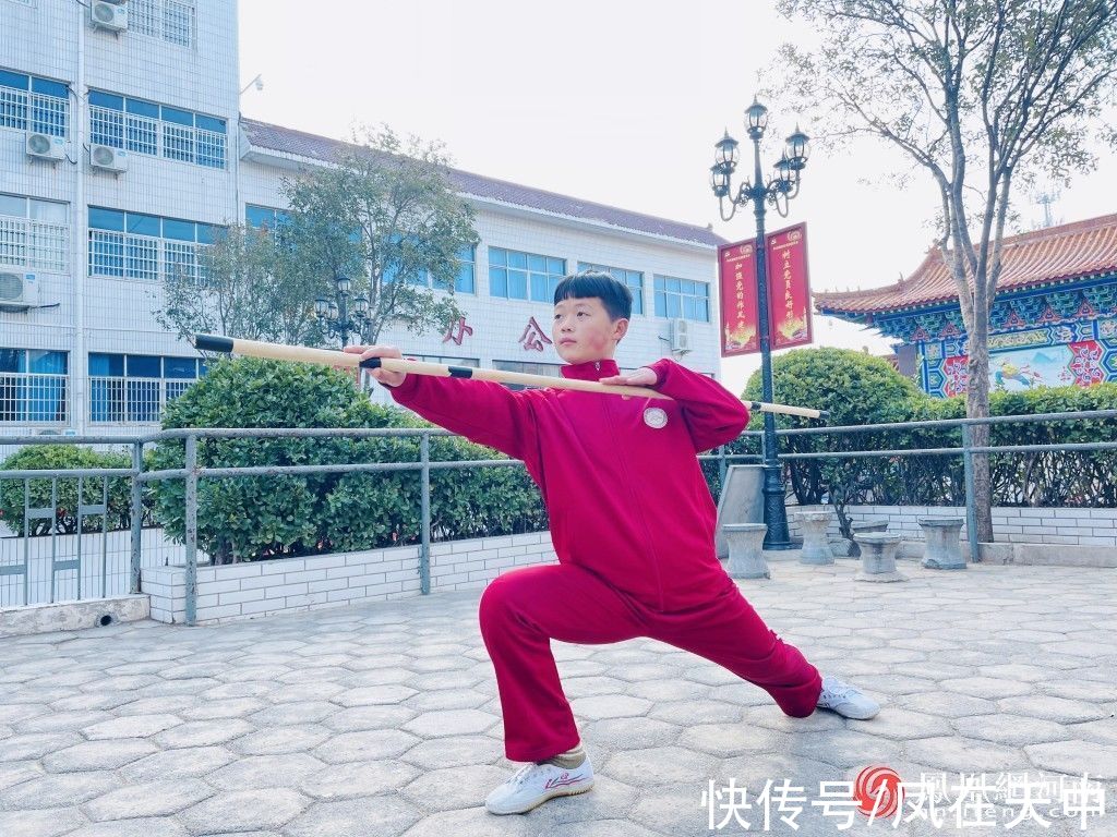 锦旗|鹅坡武校收到跨越300余公里的锦旗