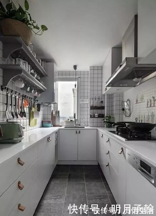 衣帽间|她89㎡的家开挂了，小两居还有衣帽间、书房成了小户型的梦想