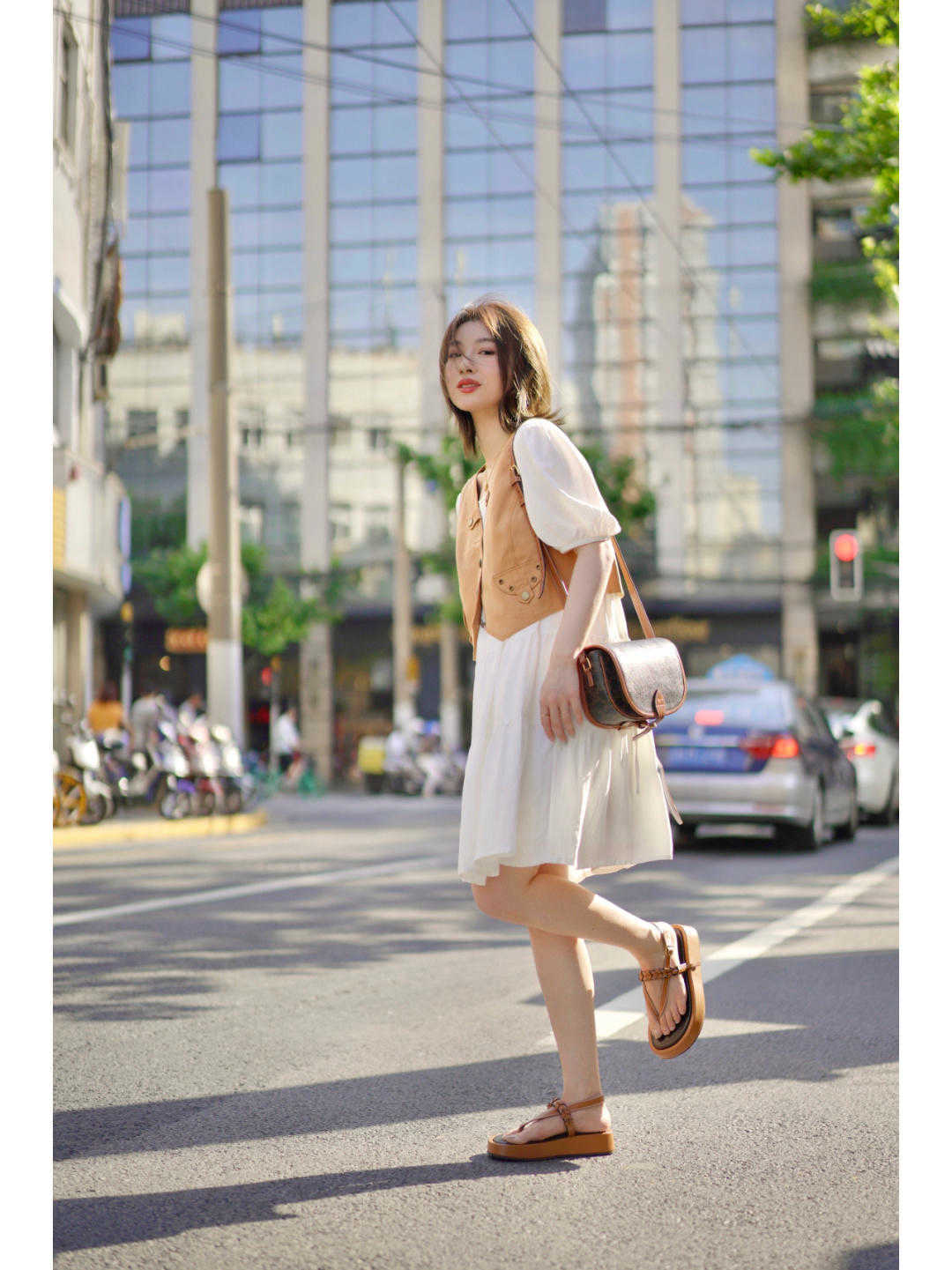 紧身|精致的女生从来不缺自信,高级优雅的30+穿搭方法,时髦又简约