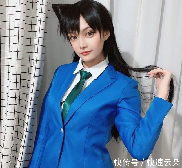 小兰|高中生突破次元壁,完美cos小兰,腐团儿神还原美杜莎,身材美爆!