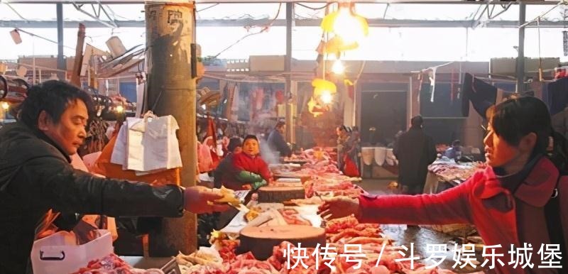 猪身上“最脏的”3块肉，肉贩子从不给家人吃，你可能天天在买