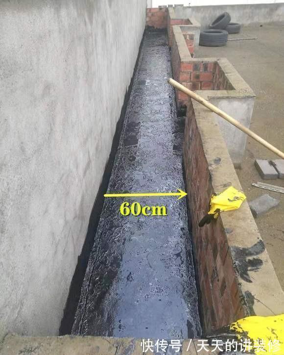 种菜|开发商送的大露台,沿墙砌20米长花池,种花种菜,不要还能拆掉!