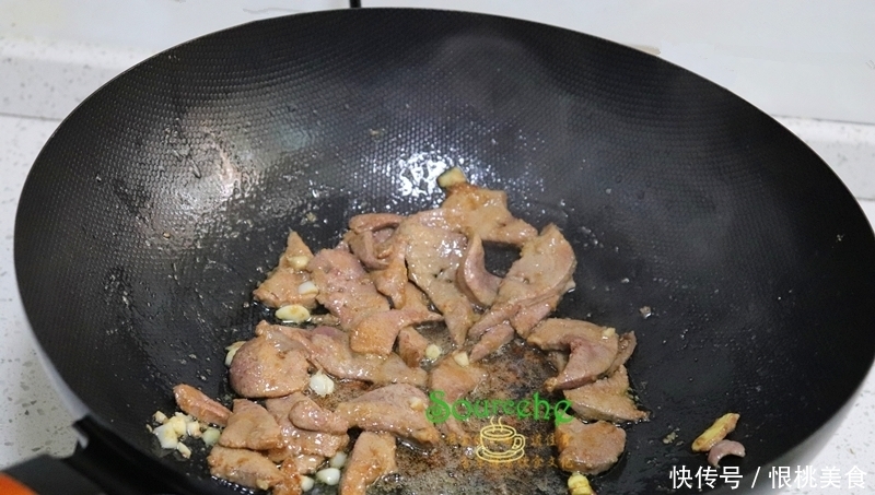 夏天要多吃此瓜,清热解暑,加猪肝炒一炒,脆甜鲜美营养高!