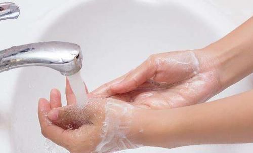 姨妈巾|不想被妇科病打扰?改掉“姨妈巾”的错误用法,远离妇科病