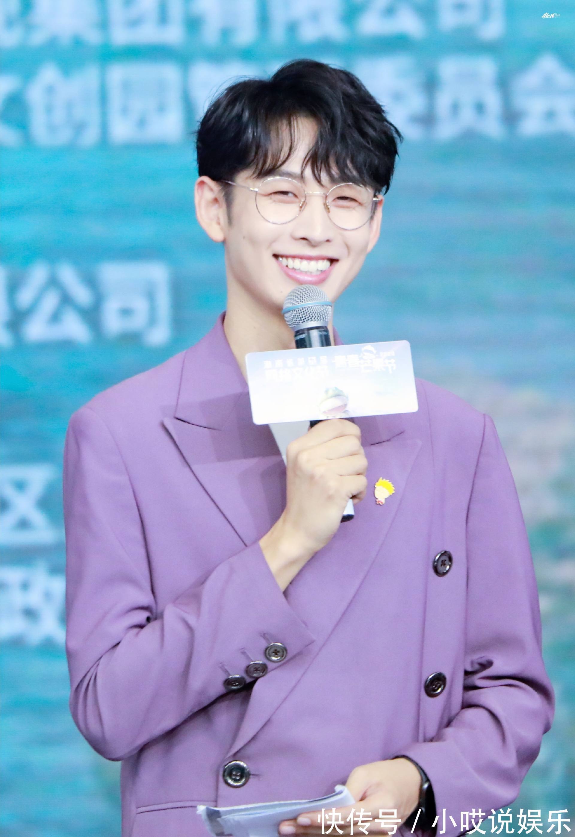 加盟多档爆款综艺,大型活动展现神级救场,齐思钧是何来头