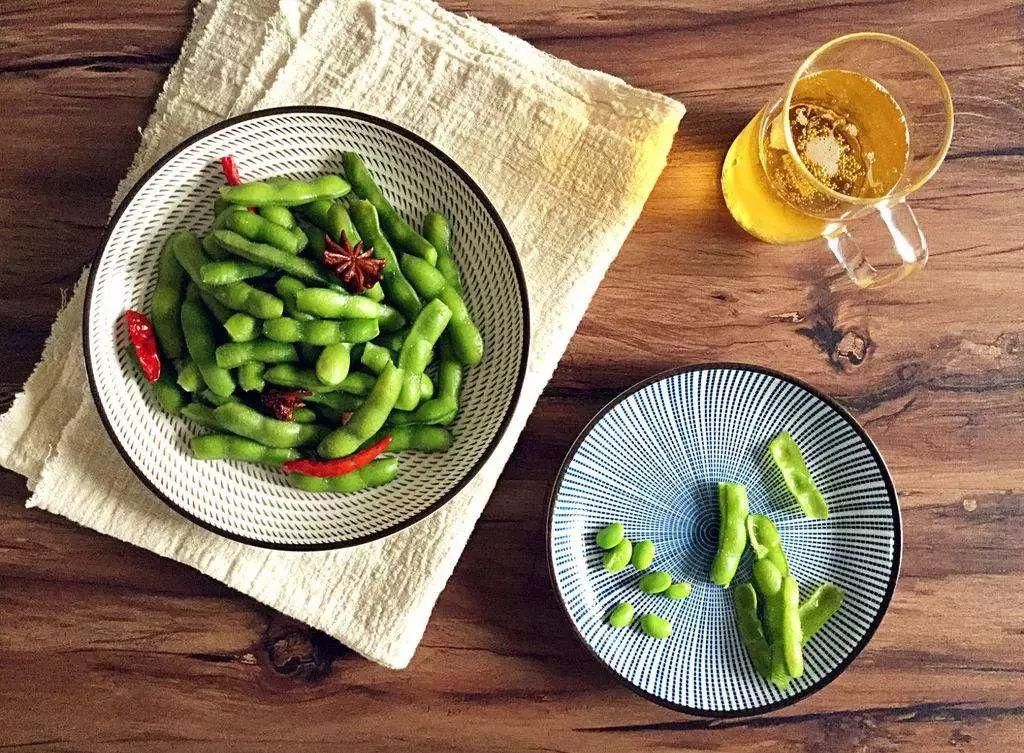 豆粒|煮毛豆，很多人第1步就错了！难怪毛豆变色发黄，还不入味~