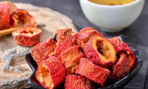 佛手柑内酯|花椒的2种茶做法,每天喝一杯,黑臭宿便排出来,口臭全消失