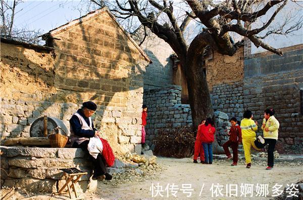 房子|“空心村”人员回流，暴露出三个问题，城里的房子该如何处置