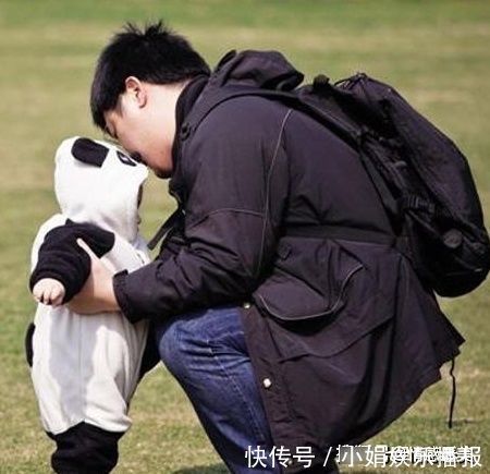 双胞胎|妻子生双胞胎途中去世，丈夫悲伤中给双胞胎起名，感动了无数人