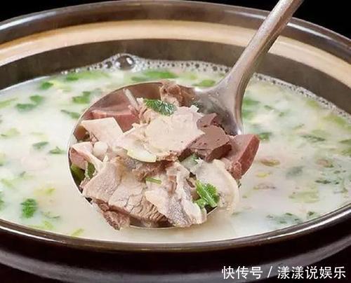  不管炖羊肉还是牛肉，多加这2种调料就错了，难怪肉不鲜香还难吃