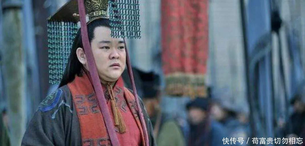 当场|《三国》诸葛亮死后，刘禅下令查其家，得知真相后竟当场摔杯子！