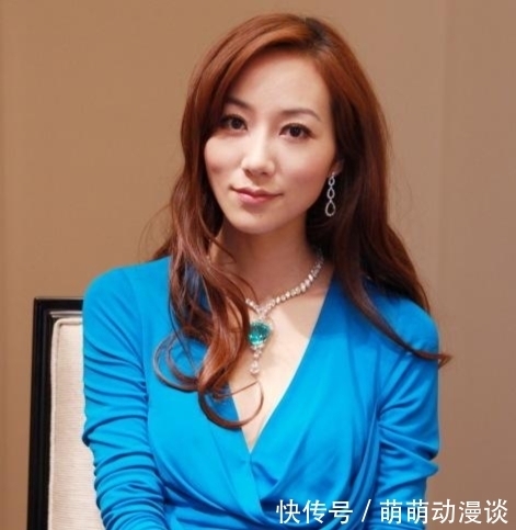 翡翠|没想到家世显赫,为人还低调的韩雪,也是翡翠的忠实粉丝