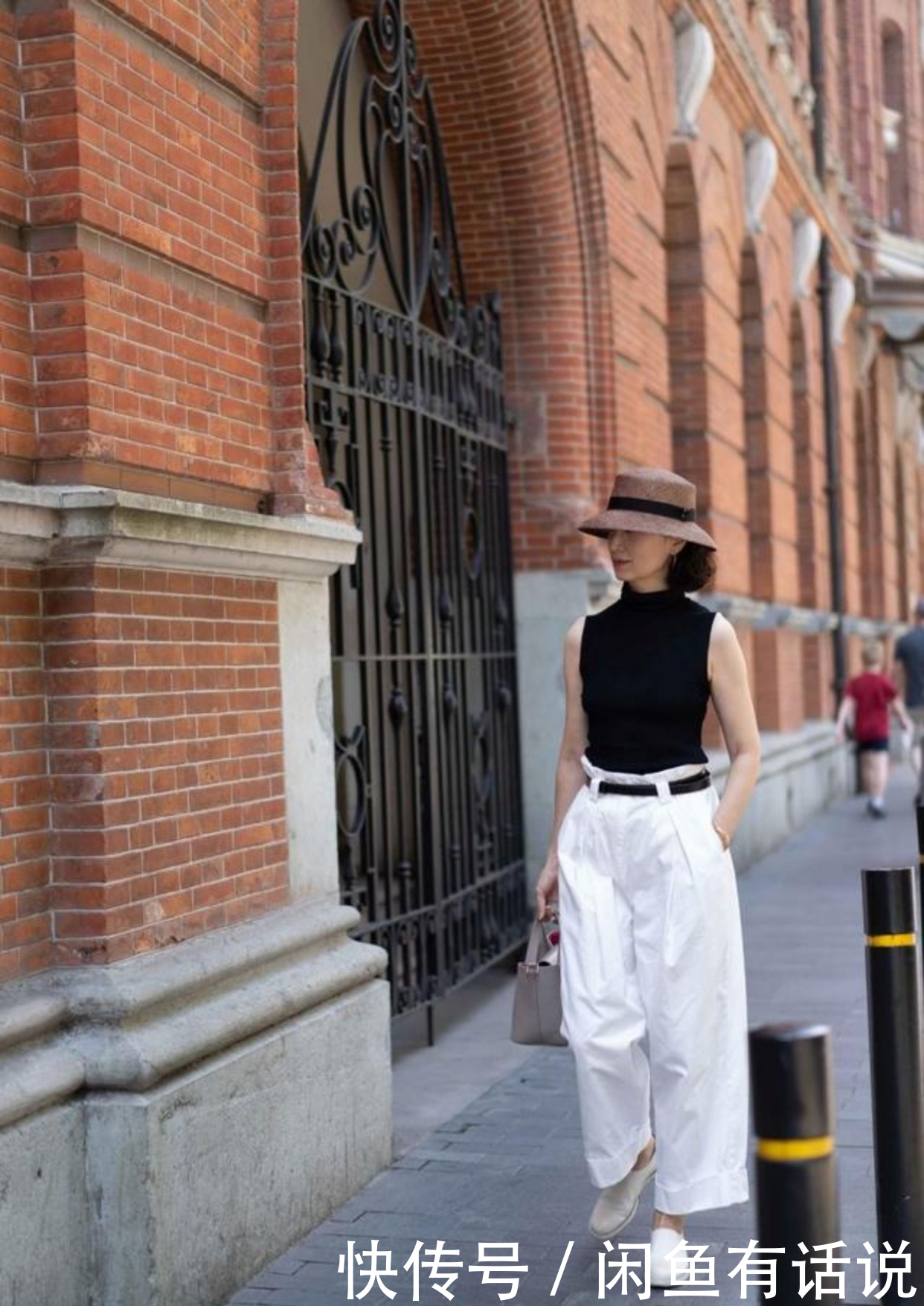 时髦|三木妈妈老得时髦，简约穿搭却有“高级感”，60岁女人该有的样子