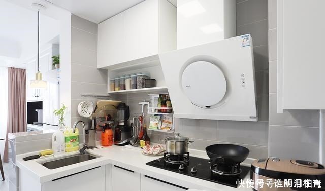 墙面|看腻了北欧风,43㎡一居室靠超美配色做到了优雅高级!