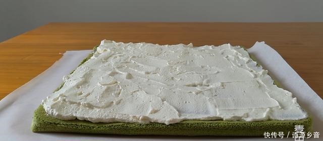 一起来做抹茶蛋糕卷吧，漂亮毛巾面，一卷就成功