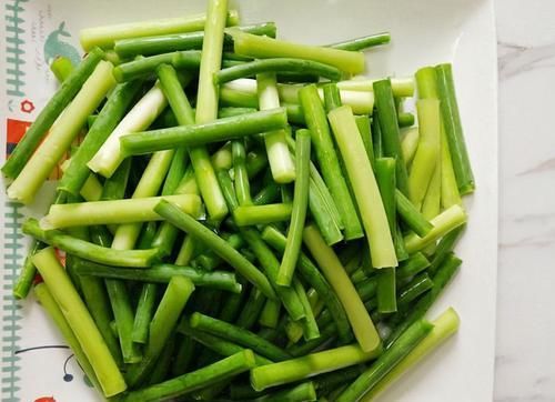  冬季|冬季养生推荐常吃3种食物，清热排毒，健胃润肠，缓解身体疲劳