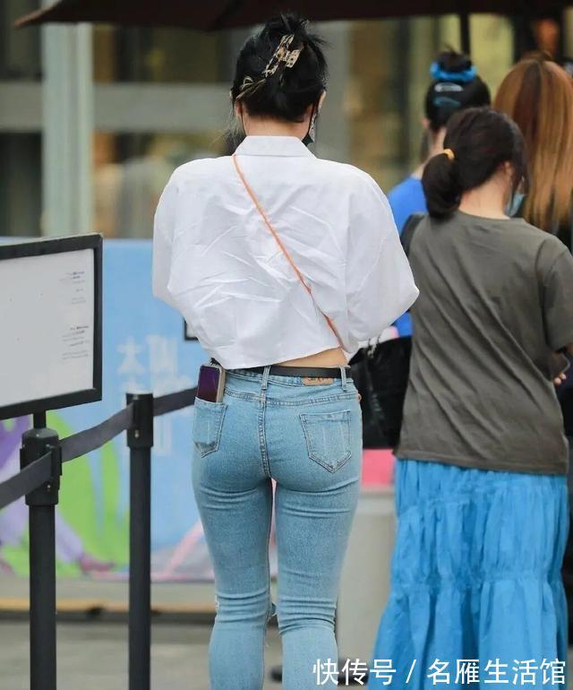 上半身|“宽胯”身形要谨慎,穿搭不可掉以轻心,太多失败场面历历在目!