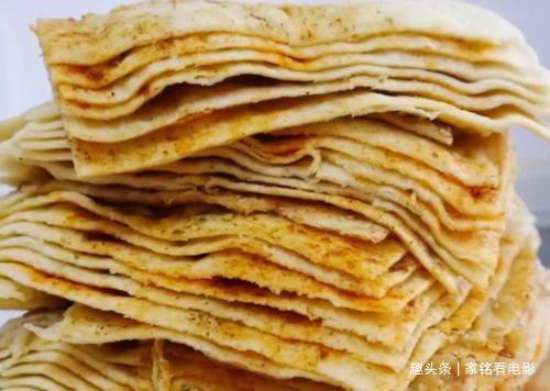 椒盐千层饼的家常做法，营养好吃，咸香入味，家人爱吃的可口早餐