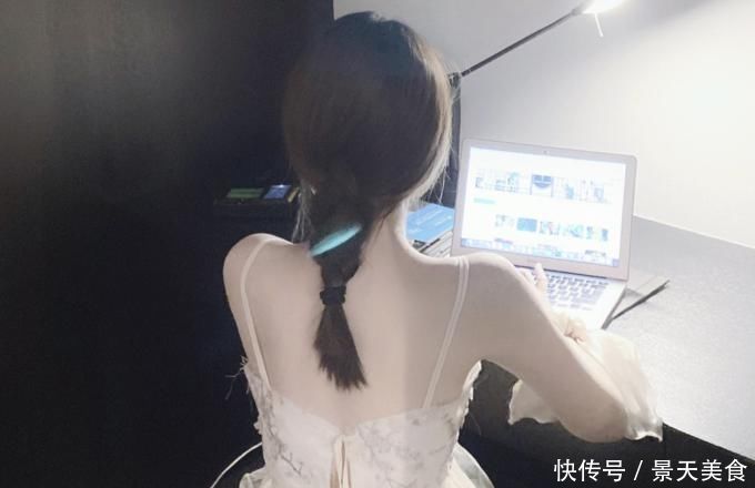 经常绑头发的女生，睡觉用散开吗十有九人做错，难怪发际线变高