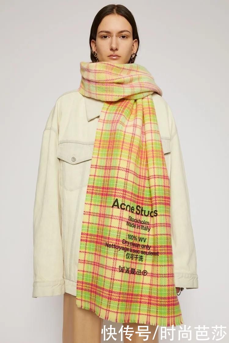  围巾|会挑围巾的女孩，衣Q不会太低，比如Jennie