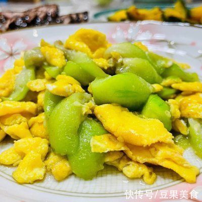 丝瓜炒蛋|#巨下饭的家常菜#丝瓜炒蛋