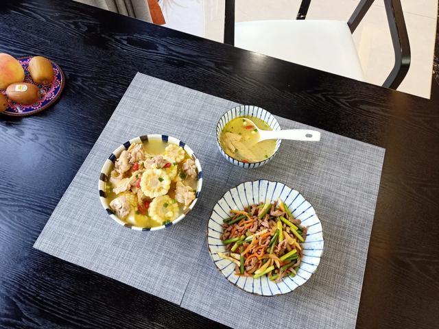 连晒我家7天晚餐，菜越来越少，最后0个菜，全家也吃得津津有味