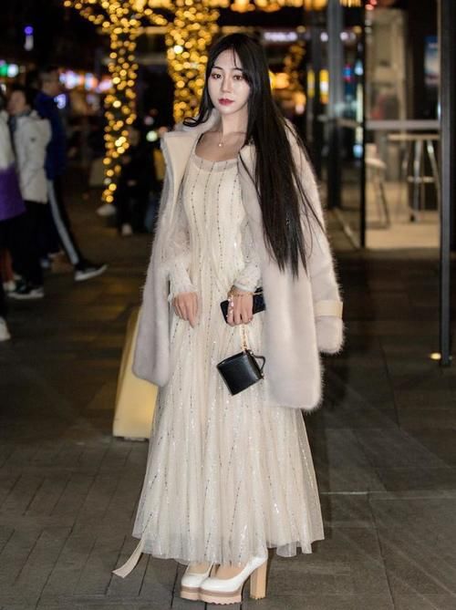 走少女风被说“装嫩”，这些男生喜欢的造型，女生穿上时髦又减龄