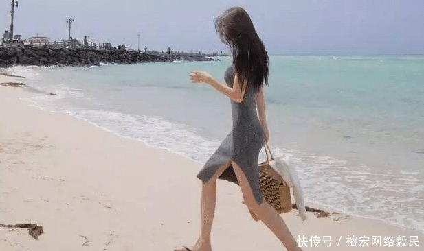 街拍路边的白色连衣裙美女,窈窕身姿惹人爱