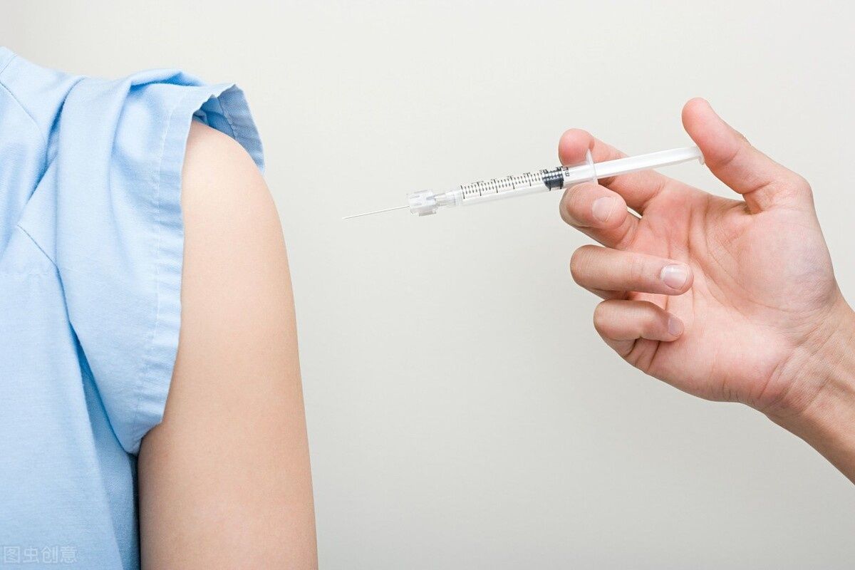 灭活疫苗|打新冠疫苗加强针是自愿还是强制 接种新冠疫苗的注意事项