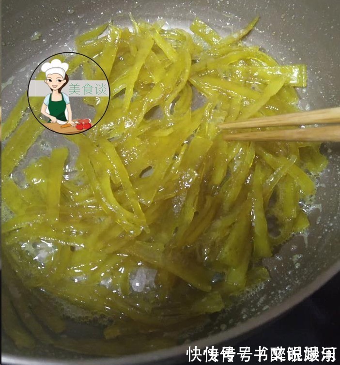 零食|柚子皮,很多人都当垃圾扔了,我家却当成宝,多吃还能润喉止咳