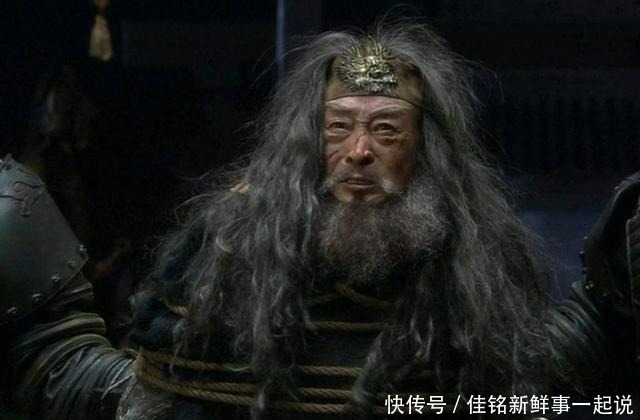 无情|马超不得重用，不是不用而是根本不敢用，这个男人太无情了