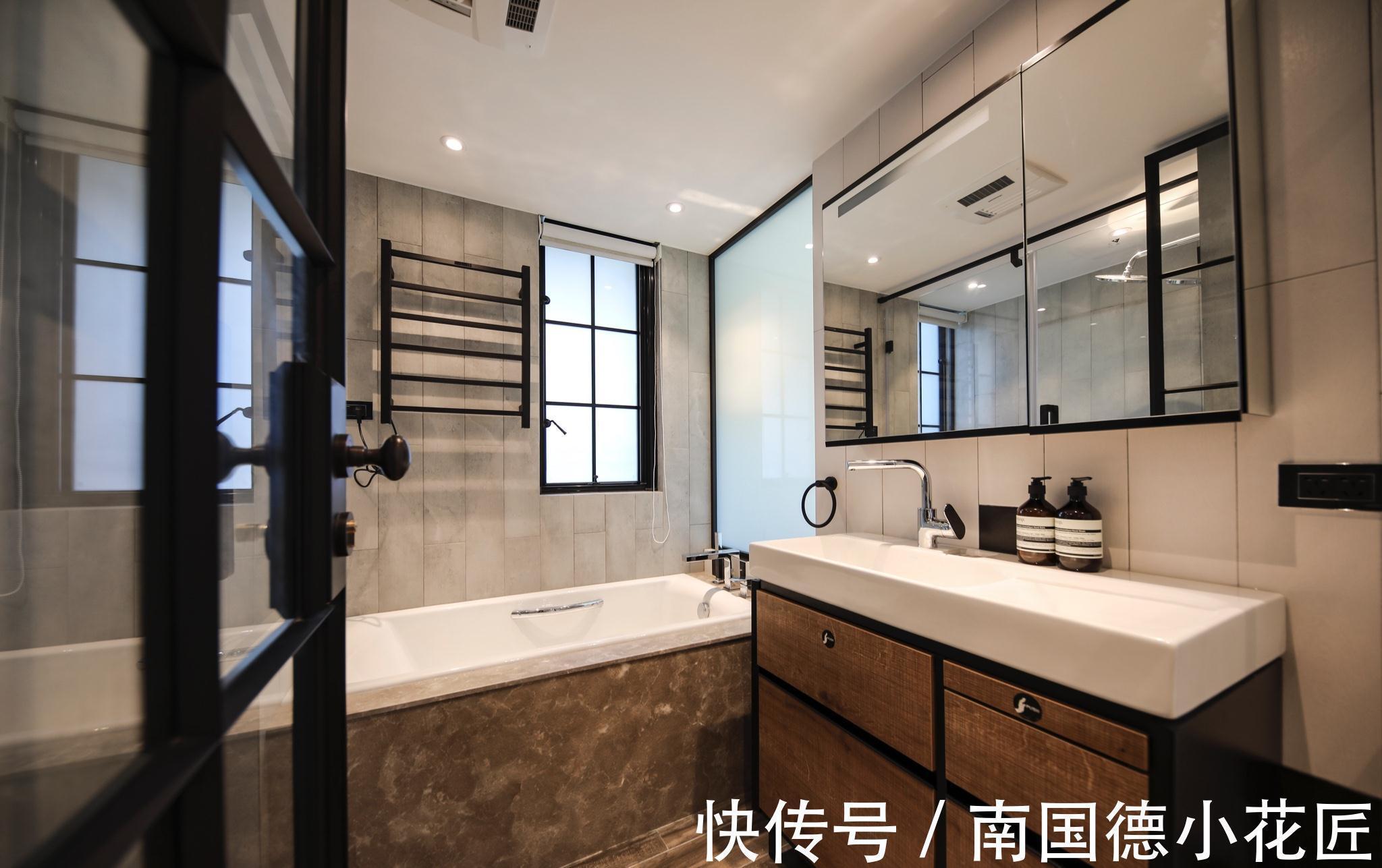 马桶|卫生间里的几款网红产品,用过的都说是智商税,又贵又不好用