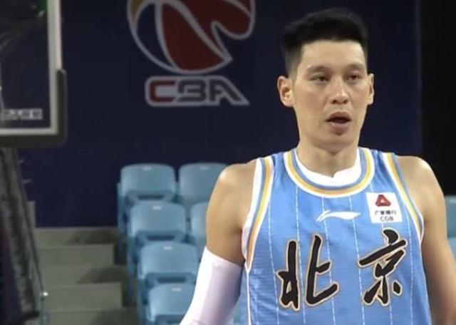 输球|林书豪命中5记三分球,仍难阻止首钢败局!雅尼斯又为输球找借口