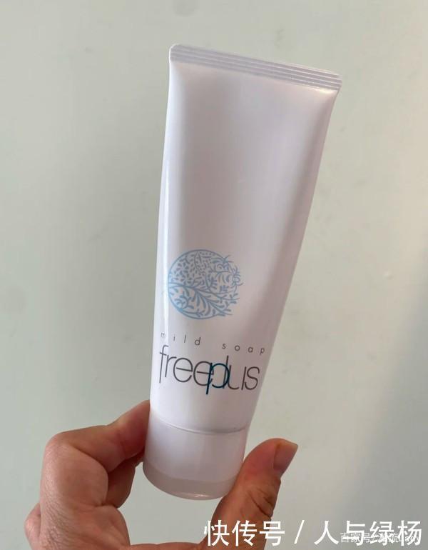 紧绷|适合干性皮肤的护肤品有哪些芙丽芳丝是老网红,兰蔻粉水超好用