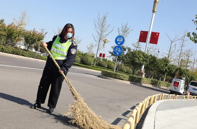 太白湖新区环卫处：以辛勤耕耘，扮靓城市容颜