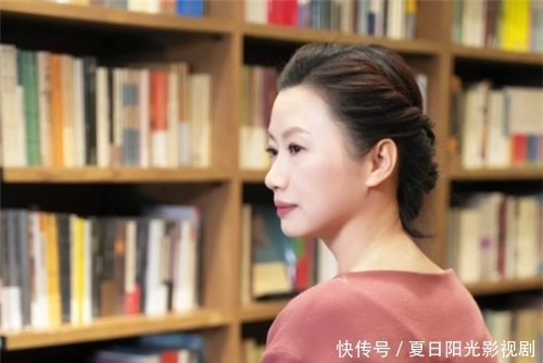 美女教授|“美女教授”杨雨:我和李清照有很多相似的地方,爱酒爱赌还好色