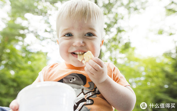 辅食|宝宝小零食该怎么选？二胎奶爸告诉你！