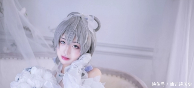 场刊|COS:天依的场刊花嫁美翻了,你能给打几分?