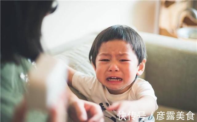 征兆|孩子长大后有没有出息，小时候就有征兆了，这4种情况父母要注意