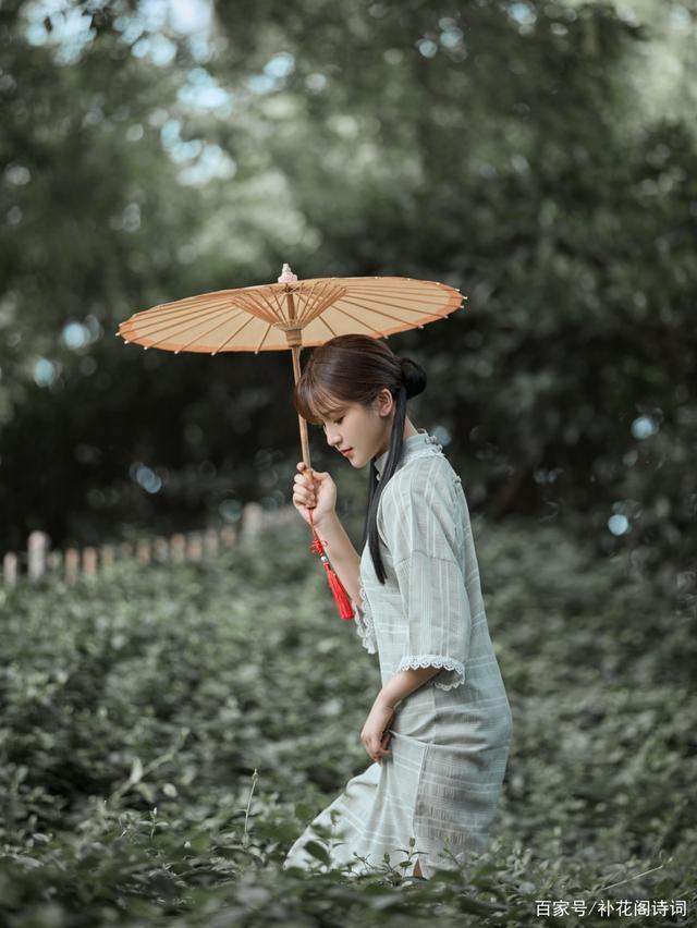 庭芳#七言格律(八首)横笛水天舟作客,归心山野菊为居