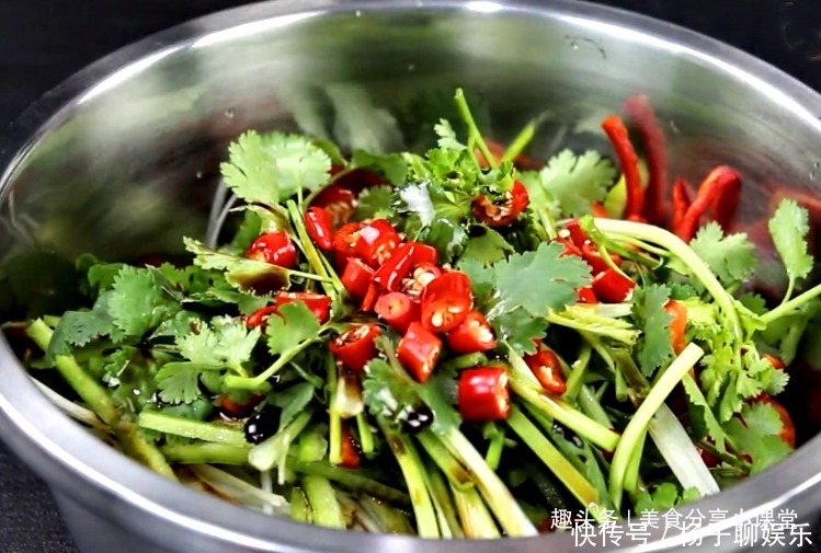 东北|分享东北最好吃的下酒菜,香辣爽口吃着解腻,招待朋友有面子